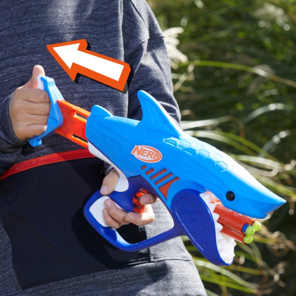 Фото - Бластер многозарядный Hasbro Шаркфайер серии Nerf Wild (F8645)