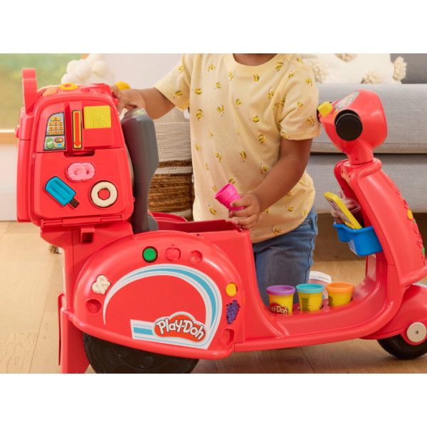 Фото - Набори для ліплення Hasbro Play Doh Іграшковий скутер для доставки піци (F8803)