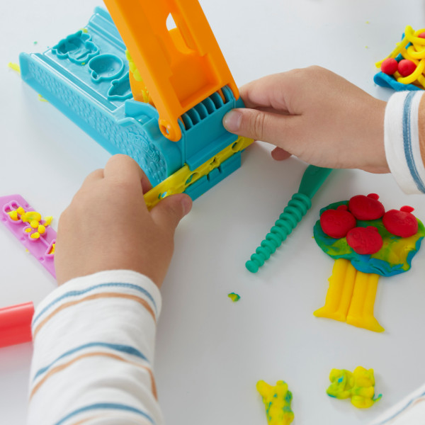 Фото - Набори для ліплення Hasbro Play Doh Фабрика веселощів (F8805)