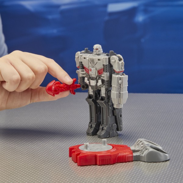 Фото - Коллекционная фигурка набор Hasbro Robot Battlers Трансформеры: Новое поколение (F9207)
