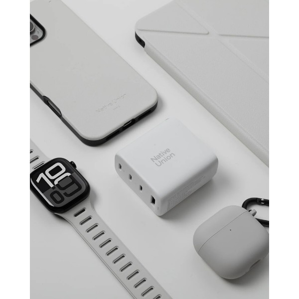 Фото - Сетевое зарядное устройство Native Union Fast GaN Charger PD 100W White (FAST-PD100-WHT-EU)