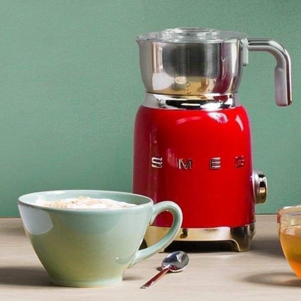 Фото - Модуль для збивання молока Smeg MFF01RDEU