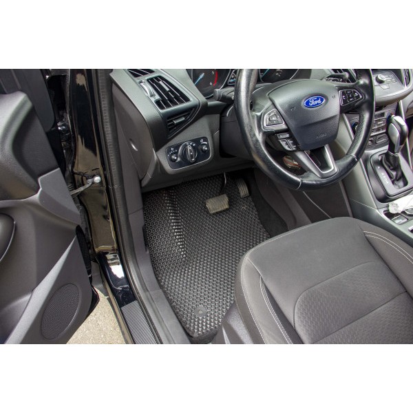 Фото - Коврики из экокожи в салон авто EVAtech ECO для Kuga Restyling Ford 2016-2019 2 поколение SUV EU FD3563ZE3FC4BBB