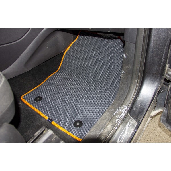 Фото - Коврики из экокожи в салон авто EVAtech ECO для Kuga Restyling Ford 2016-2019 2 поколение SUV EU FD3563ZE3FC4BBB