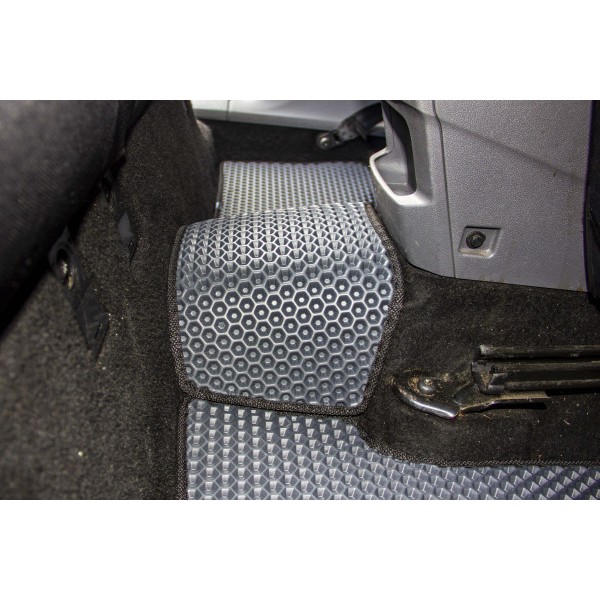 Фото - EVA килимки в салон авто EVAtech для Focus (C307) MT Ford 2005-2010 2 покоління Combi EU FD32211CV5RBB