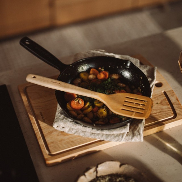 Фото - Лопатка кухонна Fiskars 1075686