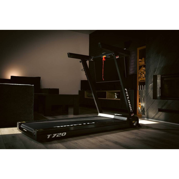 Фото - Бігова доріжка FitLogic T720