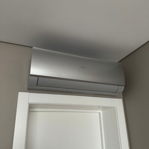 Фото - Кондиционер сплит Haier 1U25MEHFRA-1/AS25FL-S