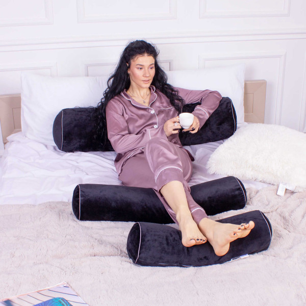 Фото - Подушка валик MirSon №8131 Velvet Line 28-0007 Black EcoSilk 100х16 см (2200006249306)