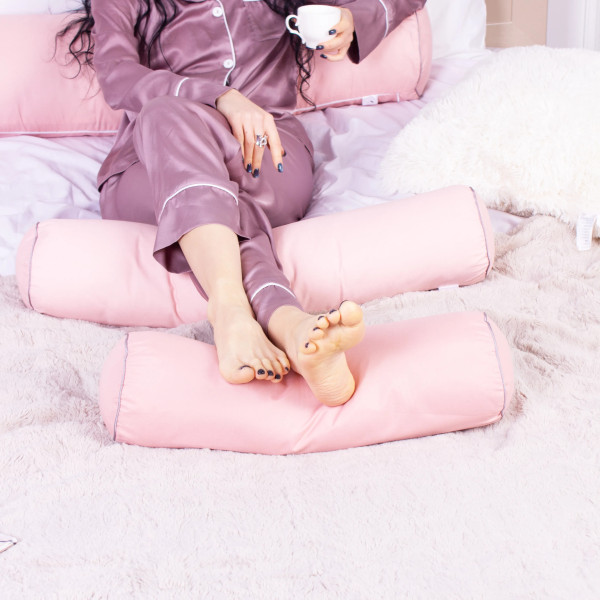 Фото - Подушка валик MirSon №8499 Eco Line Coral 50% Memory 60х20 см (2200006341253)