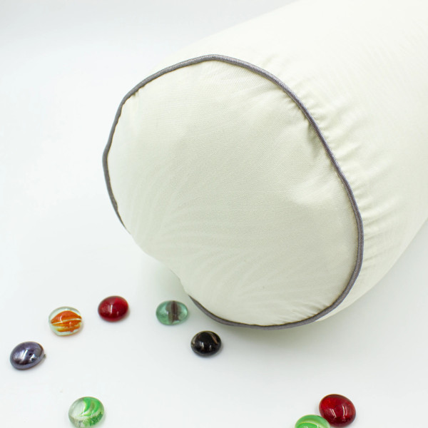 Фото - Подушка валик MirSon №8498 Eco Line Creamy 50% Memory 70х20 см (2200006341215)