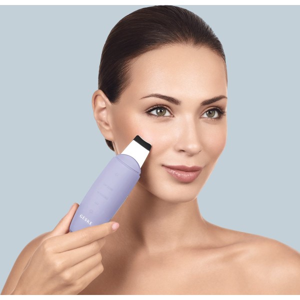 Фото - Прилад для чищення обличчя GESKE MicroCurrent Skin Scrubber & Blackhead Remover 9 в 1 (GK000044PL01