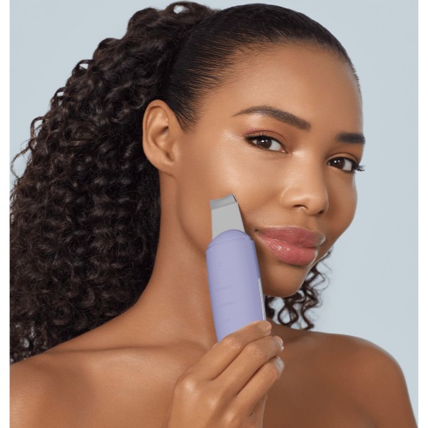 Фото - Прилад для чищення обличчя GESKE MicroCurrent Skin Scrubber & Blackhead Remover 9 в 1 (GK000044PL01