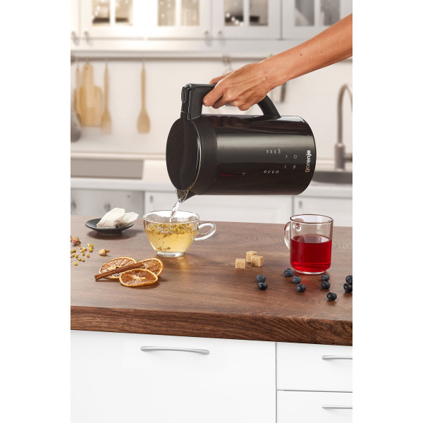 Фото - Электрический чайник Gorenje K17DWDII