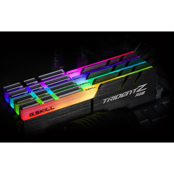Фото - Память DDR G.Skill DDR4 2x16GB/3600 Trident Z RGB (F4-3600C18D-32GTZR)