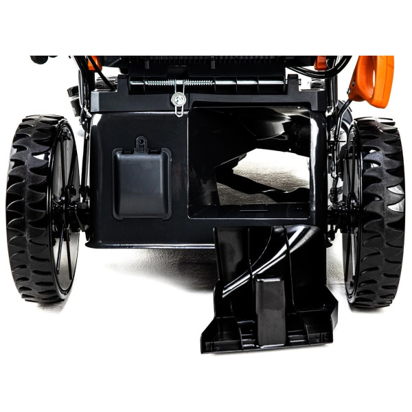 Фото - Газонокосилка бензиновая GTM LM53E-SP-V