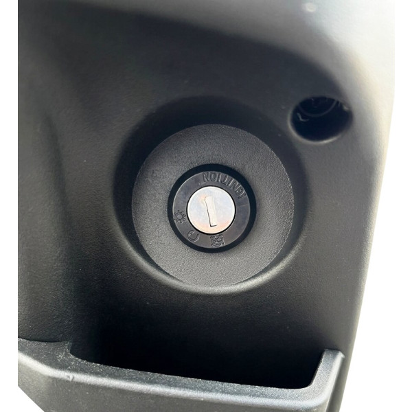 Фото - Електроскутер GTM R-800-S