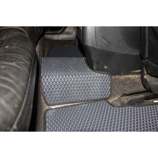 Фото - Коврики из экокожи в салон авто EVAtech ECO для Accord AT (Electric seats) Honda 2003-2008 7 поколение Sedan EU (HA13173CG5TL2BBB)