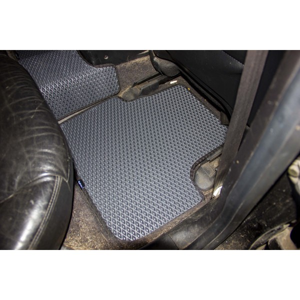 Фото - Коврики из экокожи в салон авто EVAtech ECO для Accord AT (Electric seats) Honda 2003-2008 7 поколение Sedan EU (HA13173CG5TL2BBB)