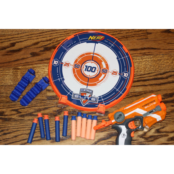 Фото - Бластер однозарядный Hasbro Nerf Элит Файрстрайк и Мишень (A9535)
