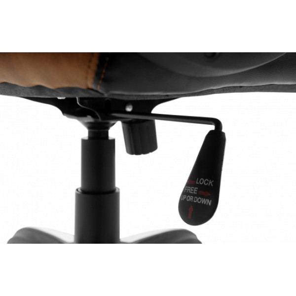 Фото - Кресло офисное GT Racer B-2800 Brown