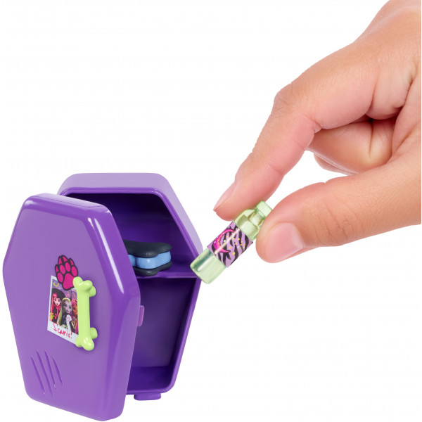 Фото - Меблі і будиночки для ляльки Monster High "Моторошна кімната Клодін" (HHK64)