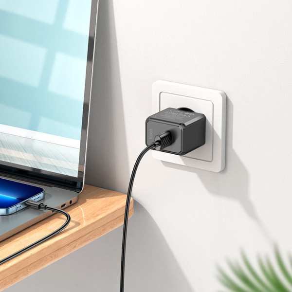 Фото - Мережевий зарядний пристрій HOCO CS11A Ocean single port charger set(iP) Black (6942007603560)