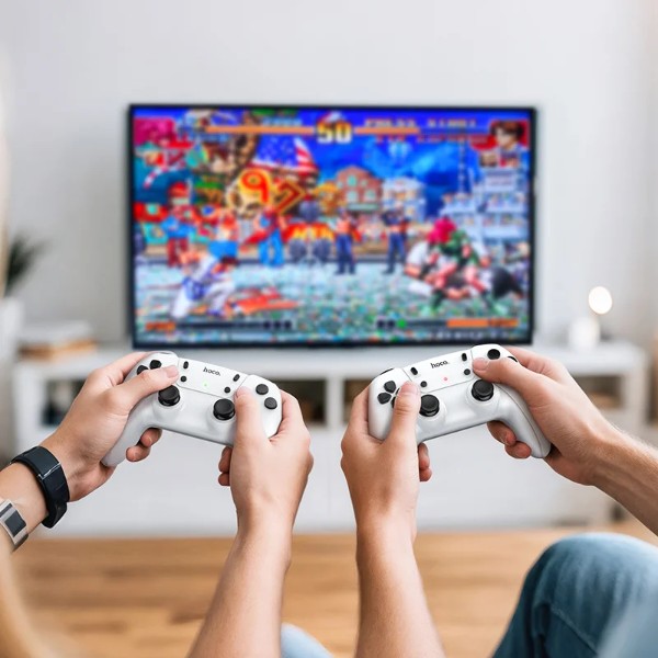Фото - Игровая приставка HOCO GA31 Collection game box+two wireless gamepads set White (6942007672122)