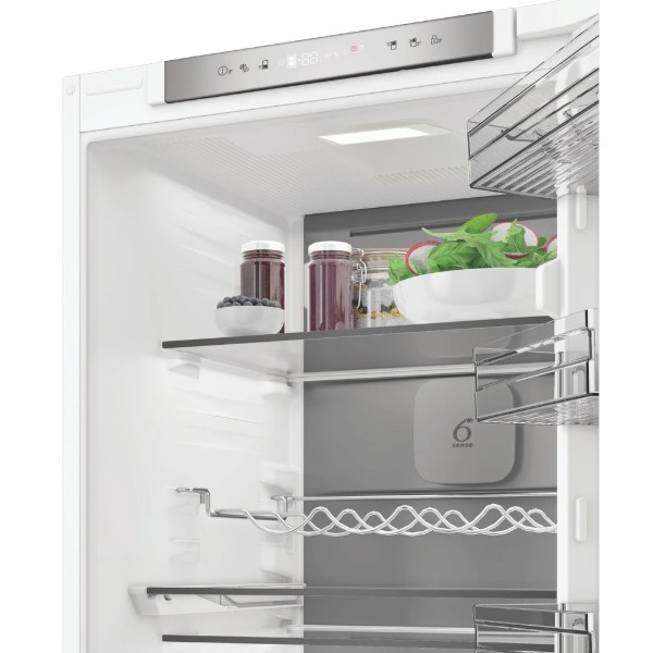 Фото - Холодильник вбудований Whirlpool WHK2 5293 B5E2
