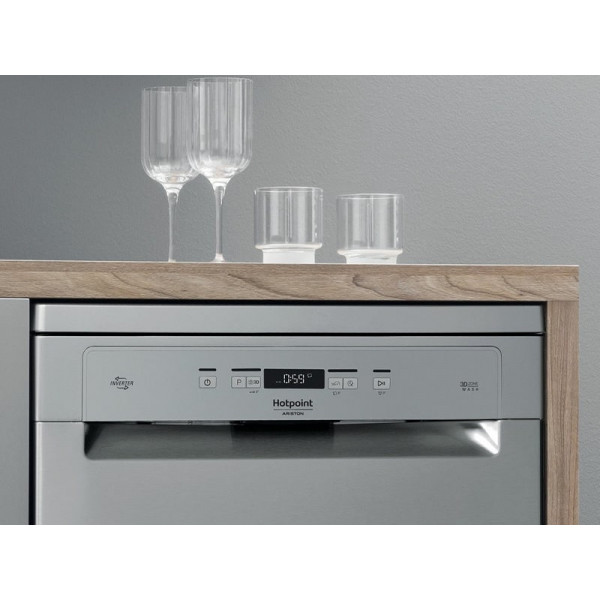 Фото - Посудомоечная машина отдельностоящая Hotpoint-Ariston HFC 3C41 CW X