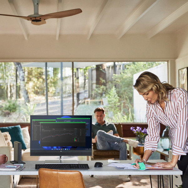 Фото - Мини ПК HP Elite 800-G9 DM (5M9V0EA)