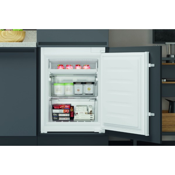 Фото - Холодильник вбудований Hotpoint-Ariston HAC20T321