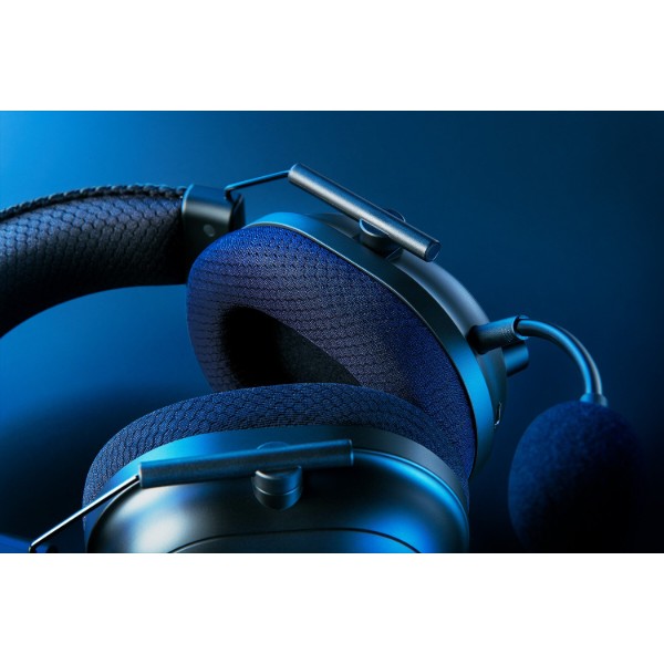 Фото - Гарнітура бездротова ігрова Razer Blackshark V2 PRO Wireless 
Black (RZ04-04530100-R3M1)