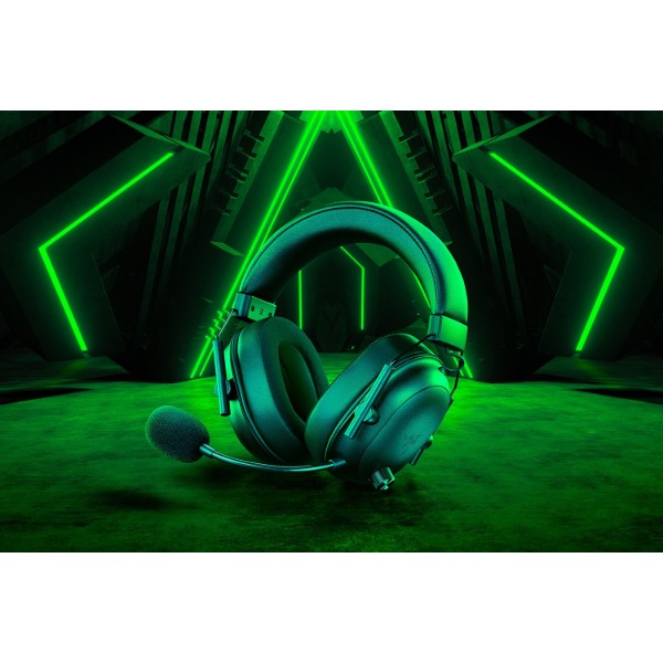 Фото - Гарнитура беспроводная игровая Razer Blackshark V2 HyperSpeed Wireless Вlack (RZ04-04960100-R3M1)