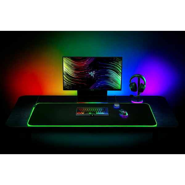 Фото - Килимок для миші ігровий Razer Goliathus Chroma XXXL (RZ02-02500700-R3M1)