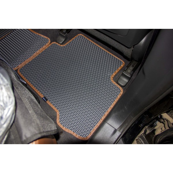 Фото - EVA коврики в салон авто EVAtech для Santa FE (DM) 5 seats Hyundai 2012-2017 3 поколение SUV EU HY3305C5LA3RBB