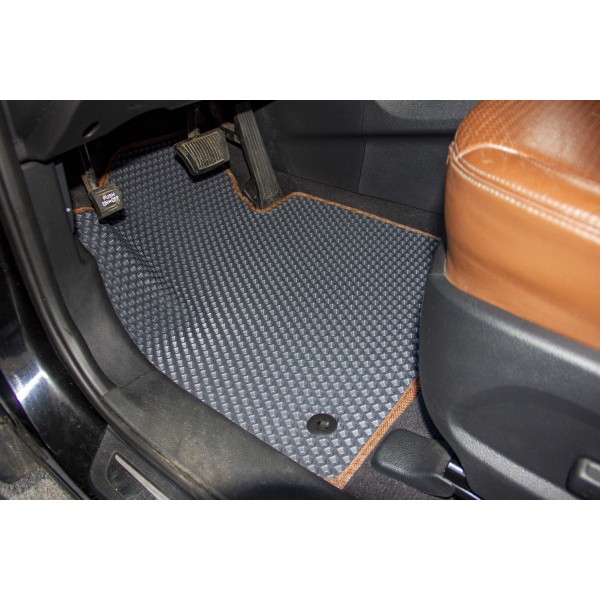 Фото - Килимки з екошкіри в салон авто EVAtech ECO для Santa FE (DM) 5 seats Hyundai 2012-2017 3 покоління SUV EU (HY33415ZD3KH3BBB)