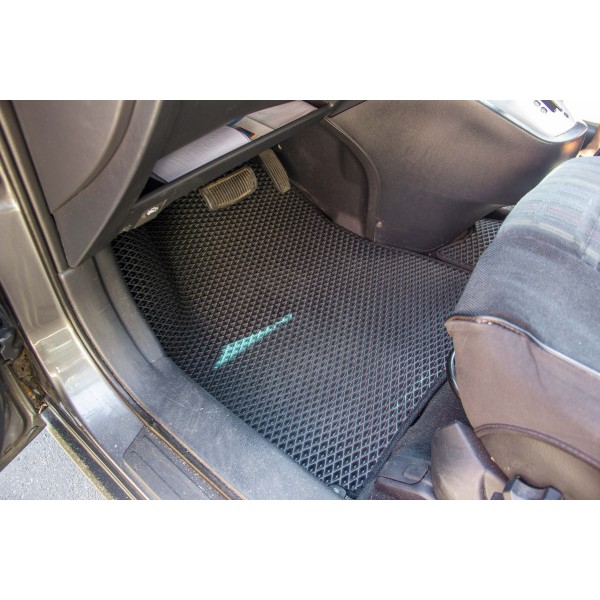 Фото - Килимки з екошкіри в салон авто EVAtech ECO для Tucson (JM) AT Hyundai 2004-2010 1 покоління SUV EU (HY43411PDC5LA3BBLB)