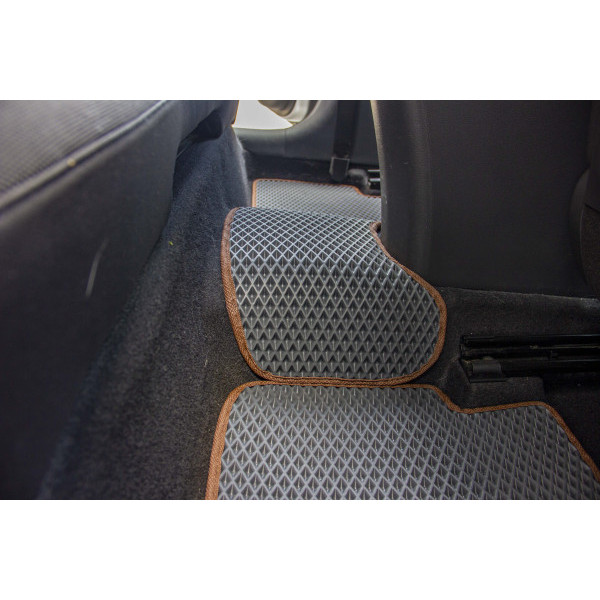 Фото - EVA килимки в салон авто EVAtech для Ioniq Hybrid Hyundai 2016 1 покоління Htb EU HY43825C5LA3RBB