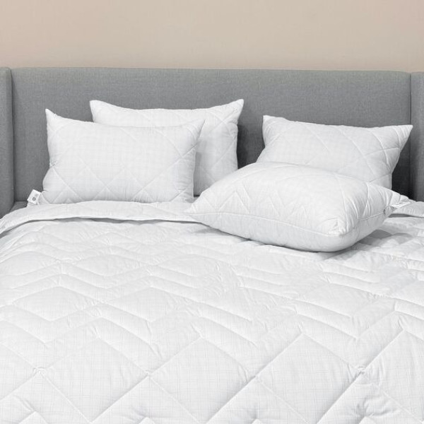 Фото - Ковдра всесезонна полуторна IDEIA Antistatic Sleep 140х210 штучний пух у сумці (8-36056)
