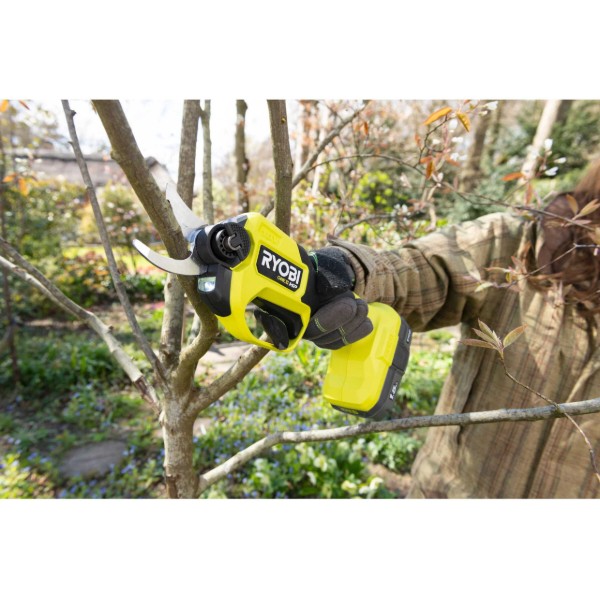 Фото - Секатор акумуляторний Ryobi ONE+ HP RY18SCXA-120T (5133005788)