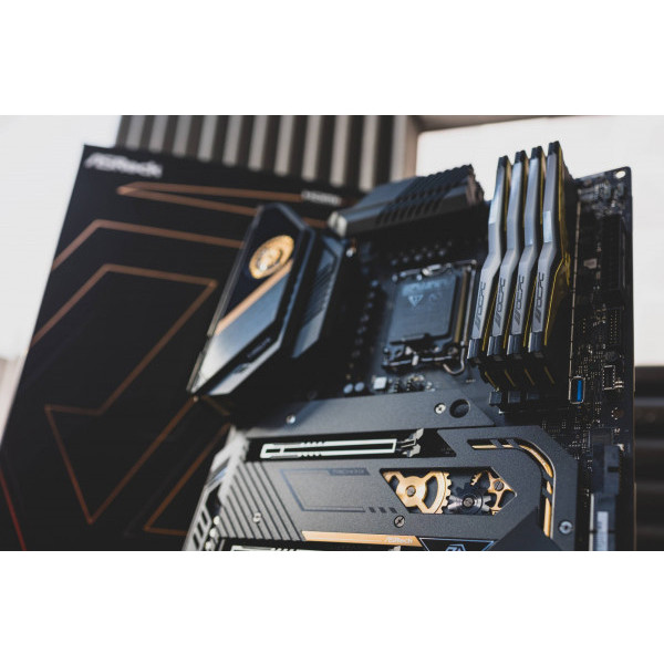 Фото - Пам'ять DDR OCPC Pista RGB DDR5 C40 Black Label (MMPT2K32GD562C40BL)