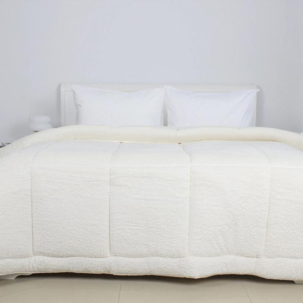 Фото - Ковдра демісезонна полуторна ТЕП TEDDY 150х210 см Молочний (1-05207_35046)