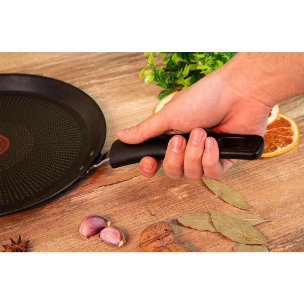 Фото - Сковорода для млинців Tefal G2683872 Ultimate 25 см
