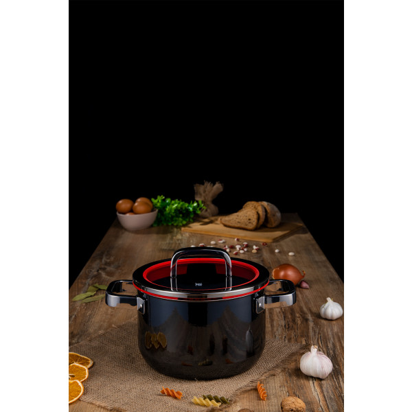 Фото - Каструля WMF 517305290 FT Functional T 20 см, 3,7л Black