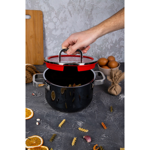 Фото - Каструля WMF 517305290 FT Functional T 20 см, 3,7л Black