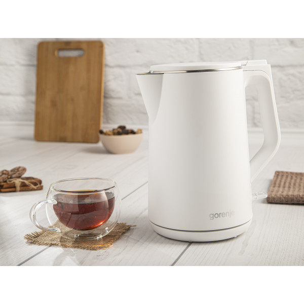 Фото - Электрический чайник Gorenje K15DWW