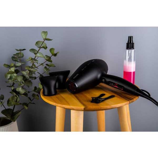 Фото - Фен Philips DryCare Prestige HPS910/00
