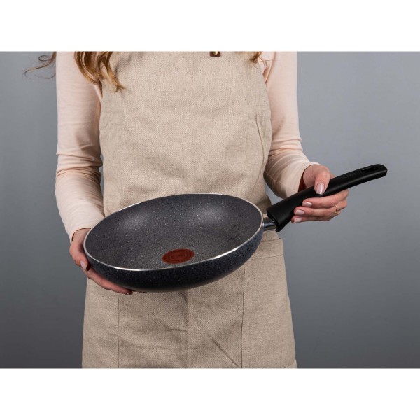 Фото - Сковорода універсальна Tefal D4560432 Hard Stone 24 см
