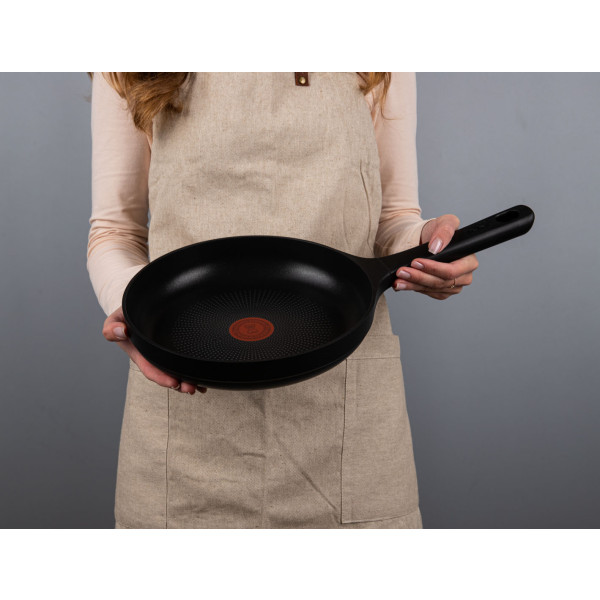 Фото - Сковорода універсальна Tefal G6120444 Trattoria PRO 24 см